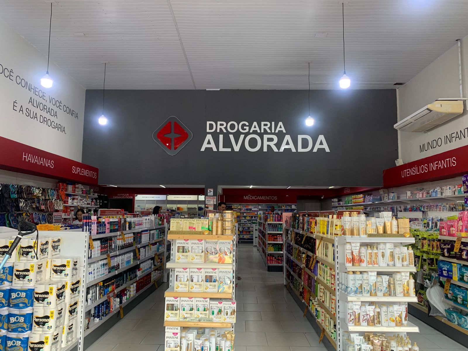 Interior Drogaria Alvorada