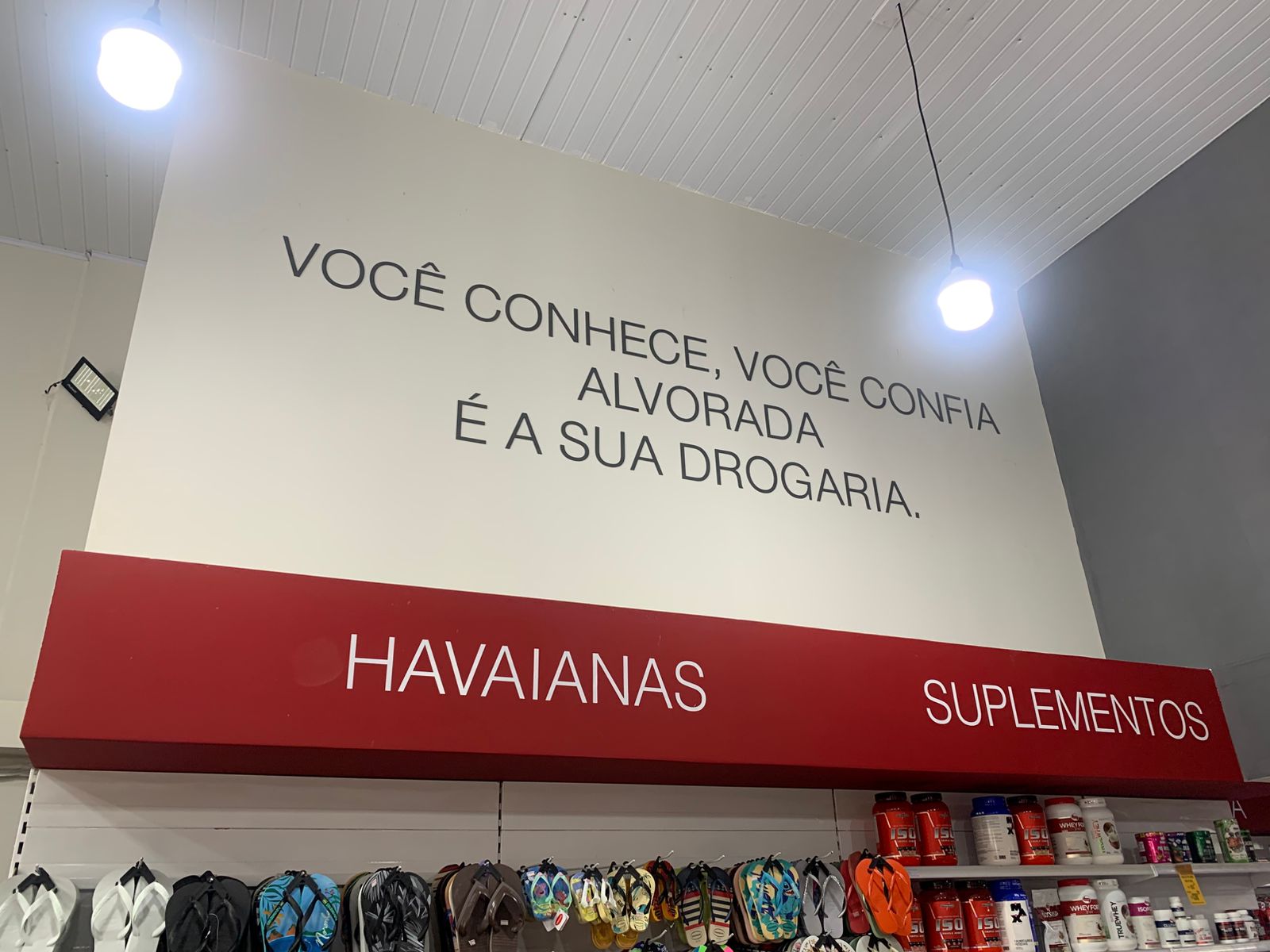 Placa Conheça Confia
